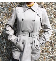 Damen Trenchjacke Trenchcoat 100% Baumwolle grau Gürtel Knöpfe Größe 50 NEU GR
