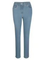 Mona Jeans in komfortabler Querstretch-Qualität...